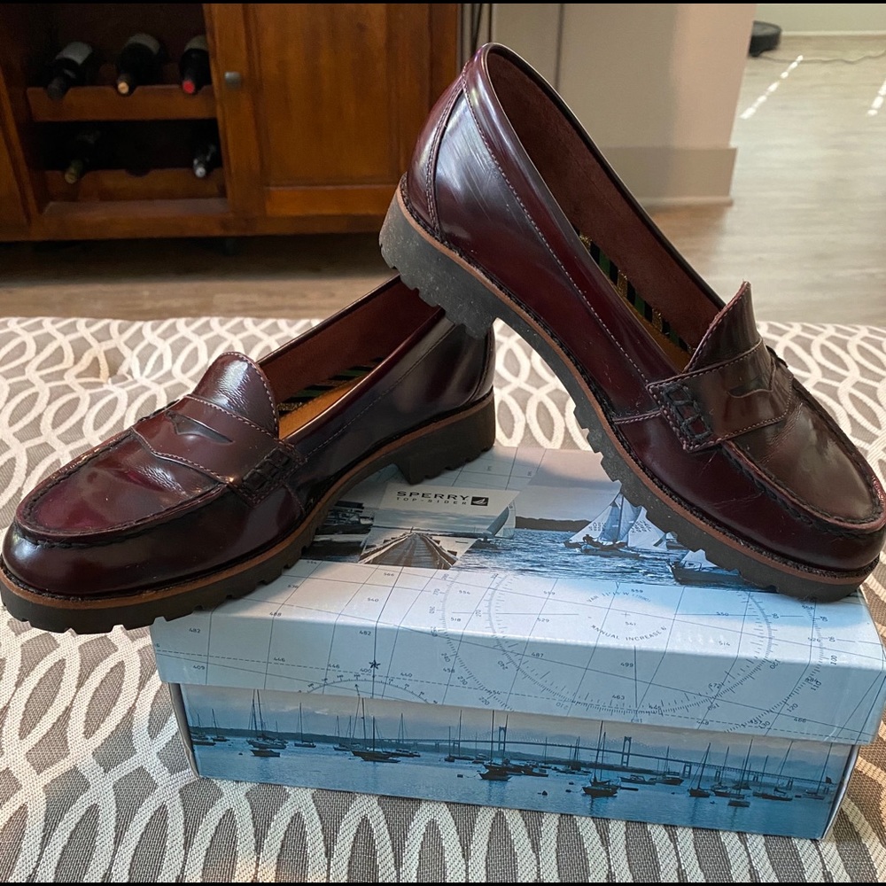 Wmns Sperry Windsor Patent Leather Loafers